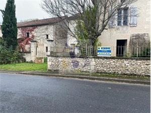 maison de village à la vente -   16000  ANGOULEME, surface 880 m2 vente maison de village - UBI444278912